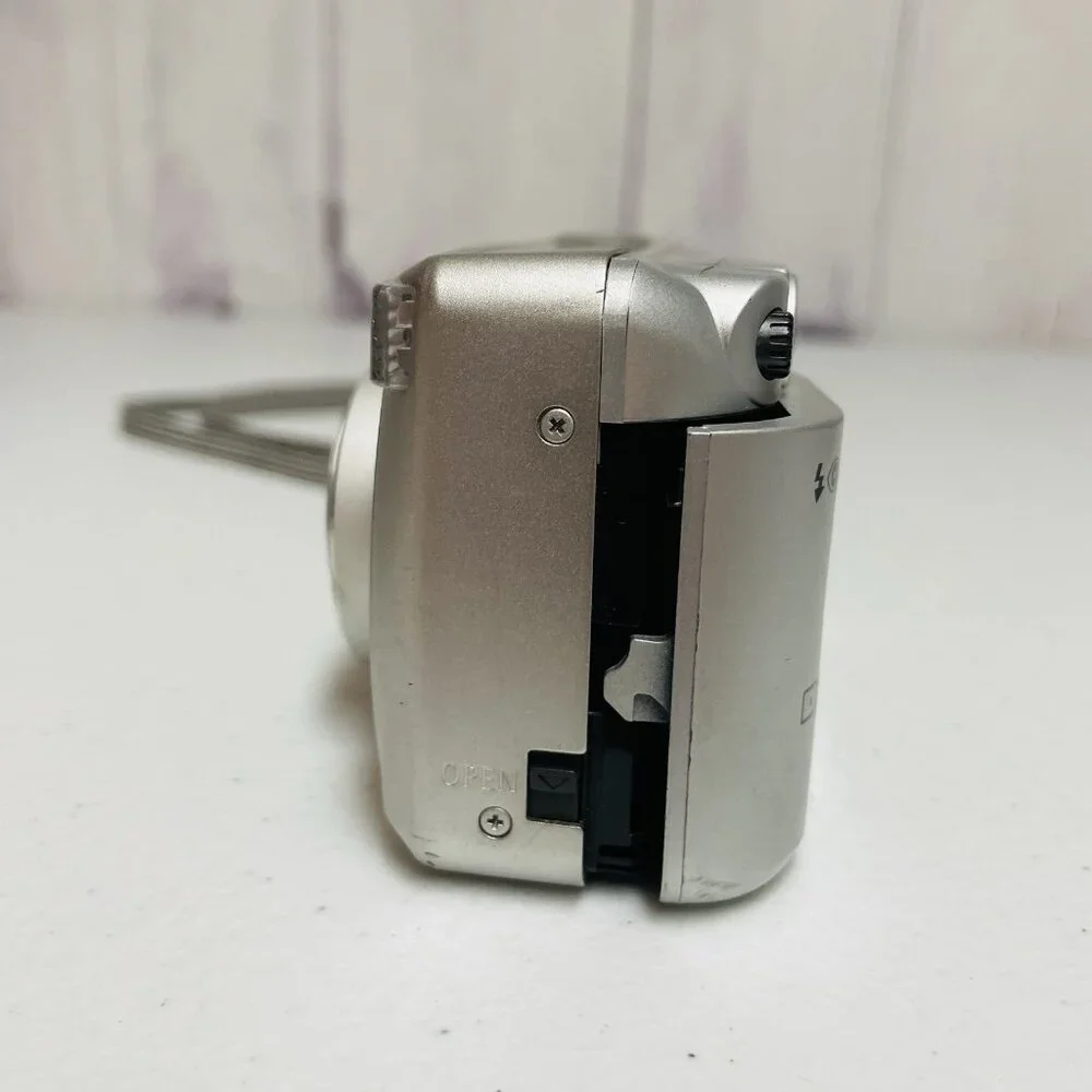 Canon Sure Shot Z155 Caption 35mm Point & Shoot Film Camera Untested